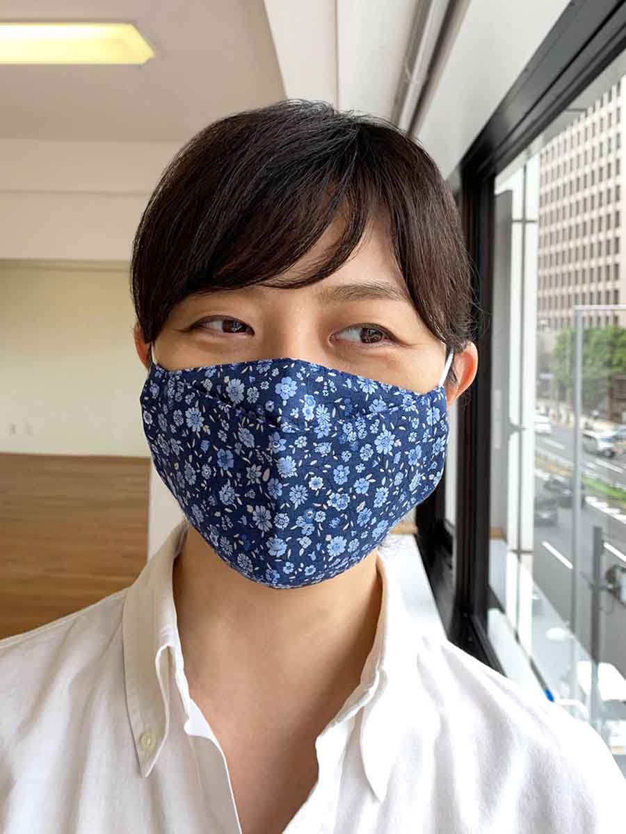 マスク 細かな花柄 濃いめネイビー 大臣小の画像12枚目