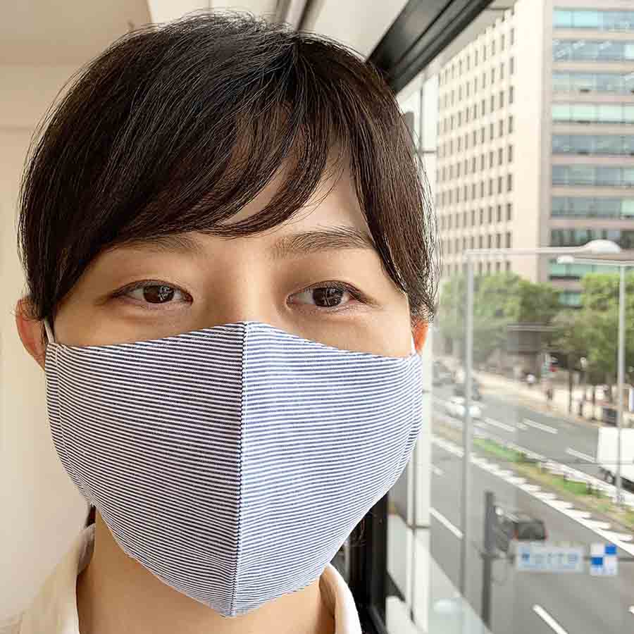 日本製 布マスク ネイビーストライプ シャープな立体マスクの画像8枚目