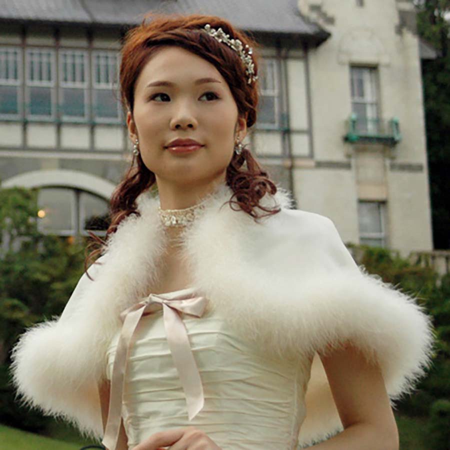 ベルベット&マラボーケープ アイボリーの画像2枚目