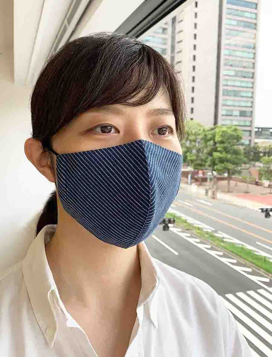 立体マスク ネイビーストライプ 綿麻生地の画像9枚目