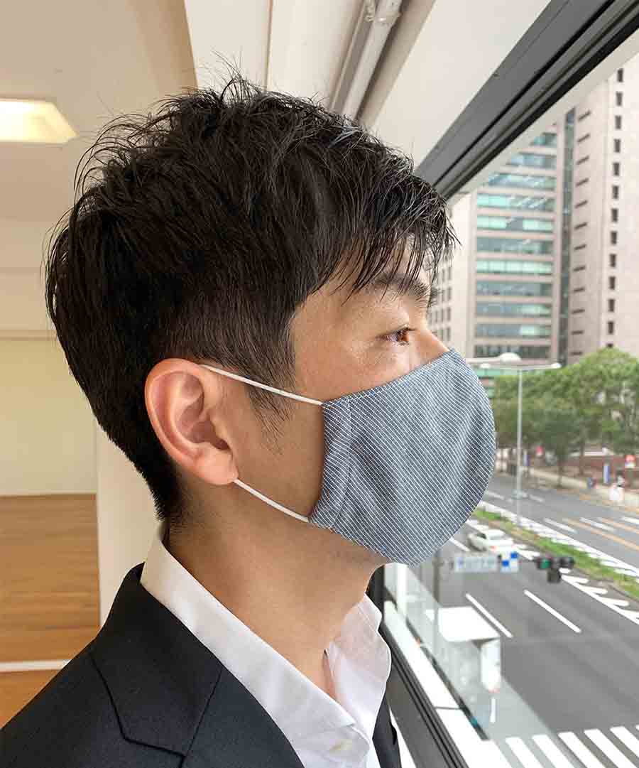 マスク 立体デザイン バイアスカット 淡いネイビーのストライプ柄の画像9枚目