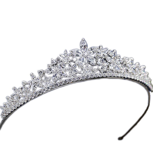 人気のフラワーモチーフのクリスタルティアラ の画像1枚目