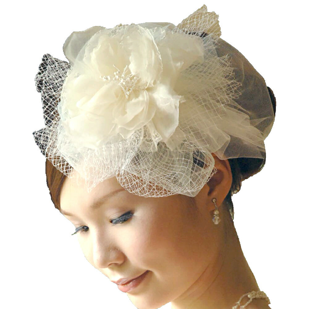ハンドメイド品・コサージュヘッドドレスの画像1枚目