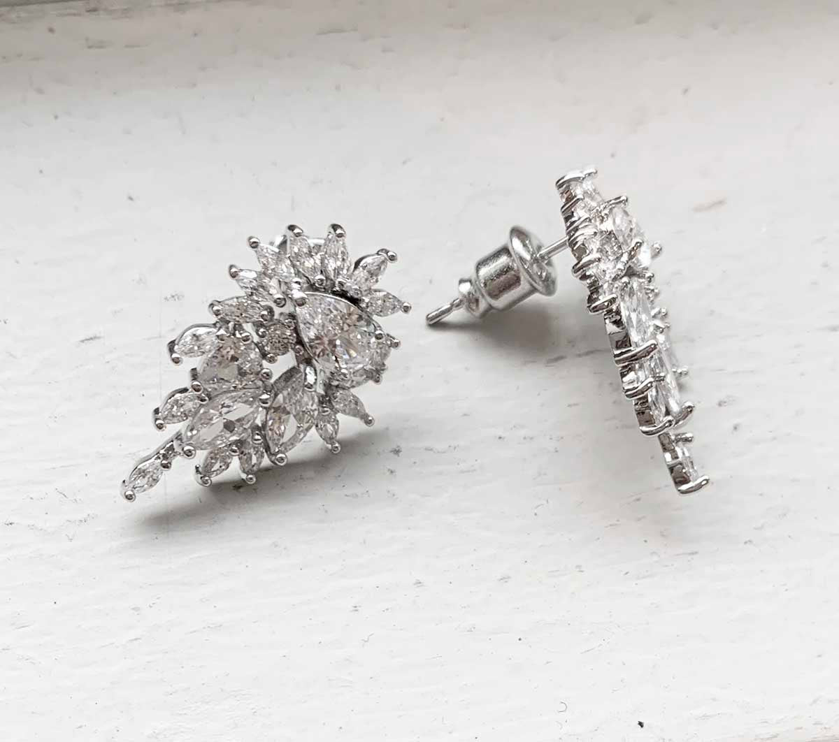 きらめくクリスタルピアス　の画像3枚目